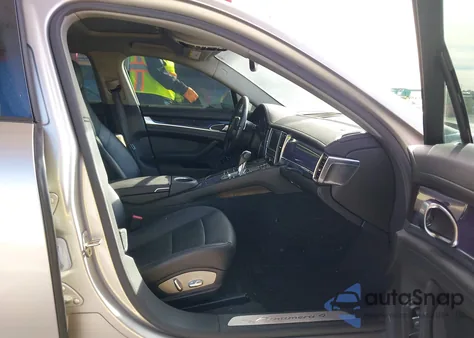 2011 Porsche Panamera 4 from USA, damaged, VIN WP0AA2A71BL020638